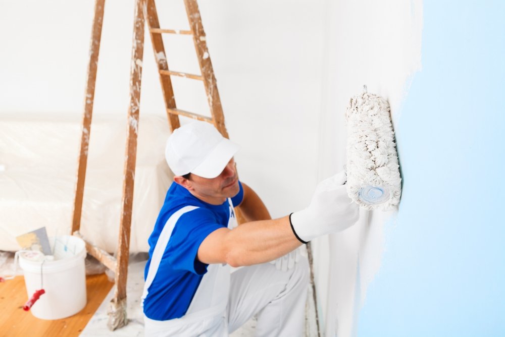 Door Painting Dubai - Manzoor Technical Services