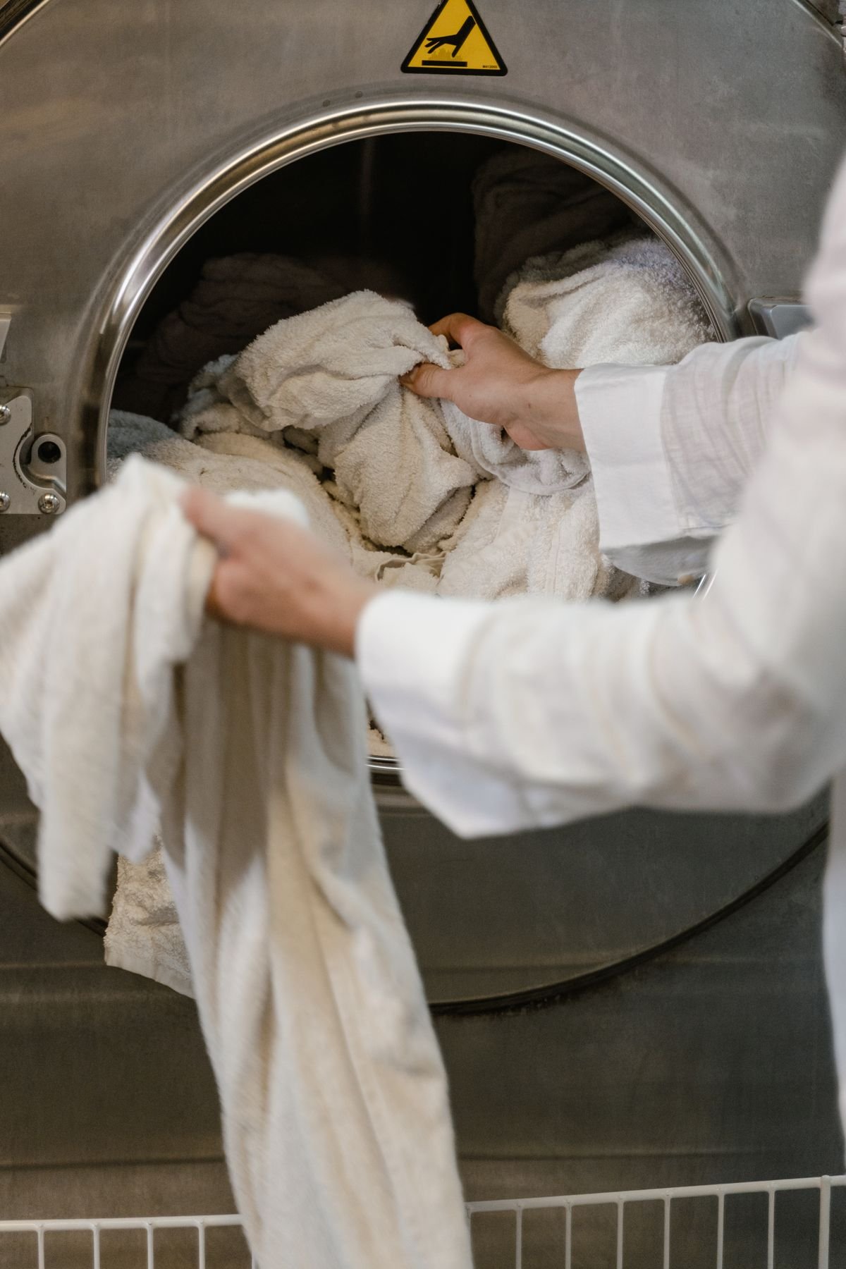 Automatic washing machine front-load not spinning repair Dubai