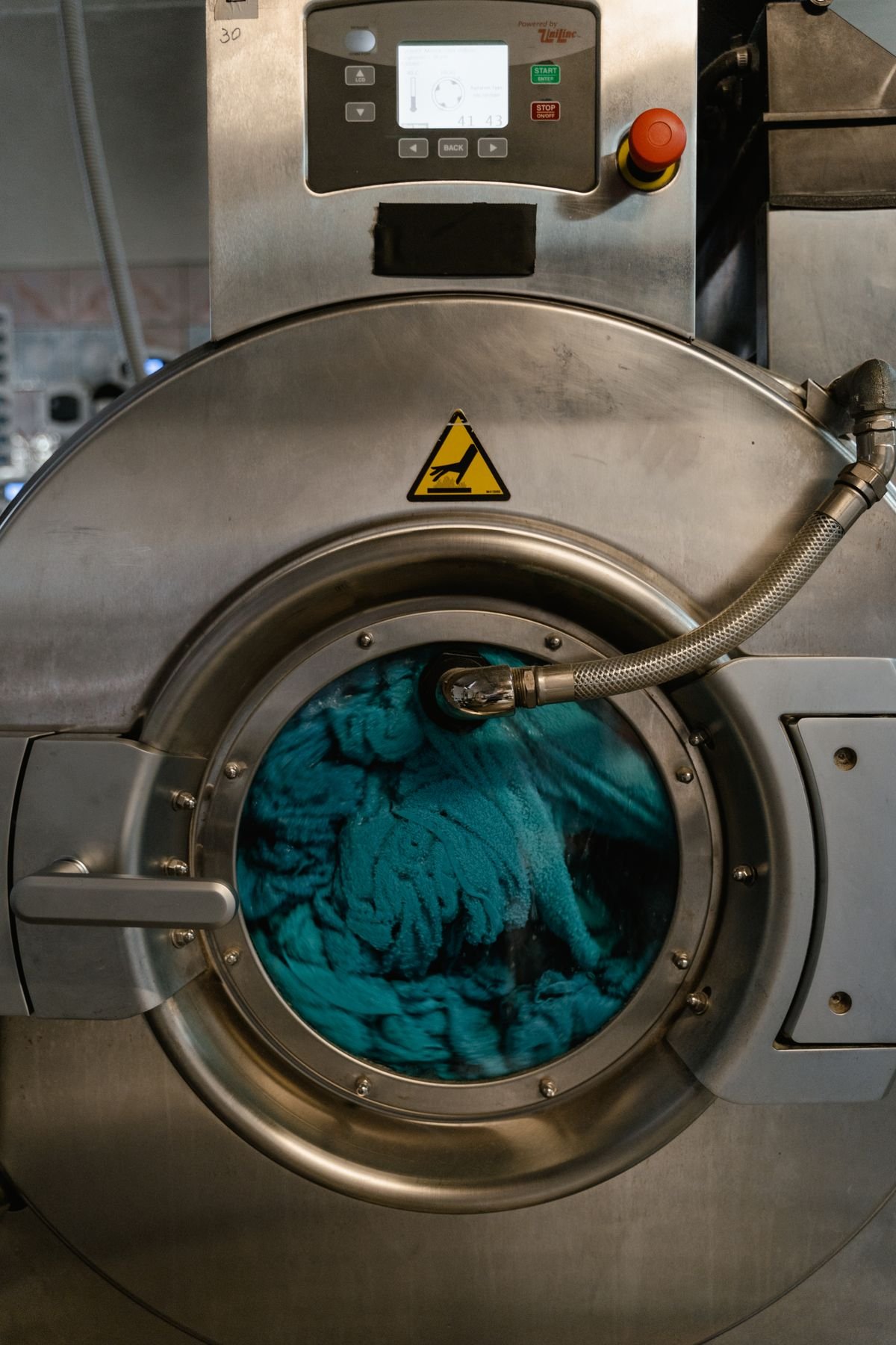 Washing machine mechanic Dubai water leaking repair