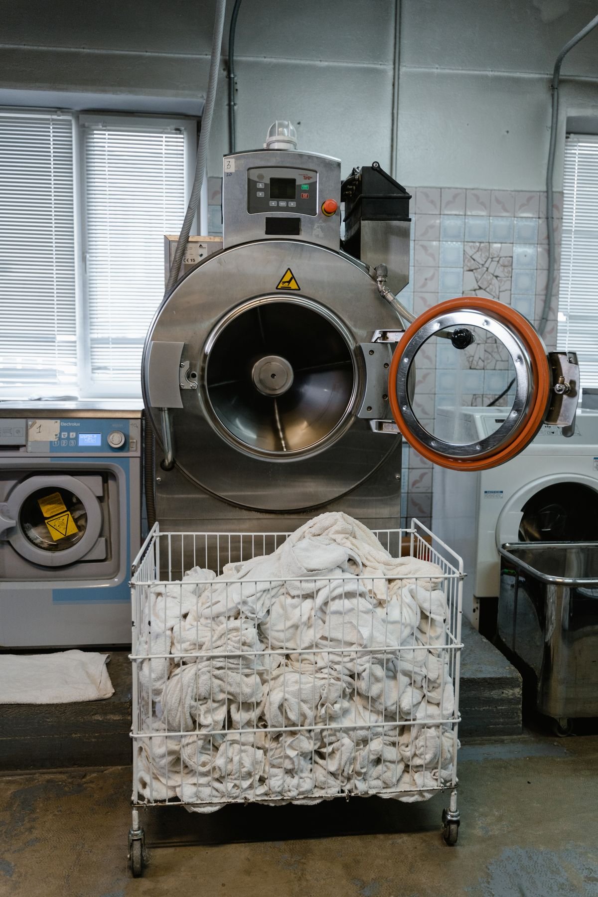 Washing machine drum bearing failure not spinning repair Dubai